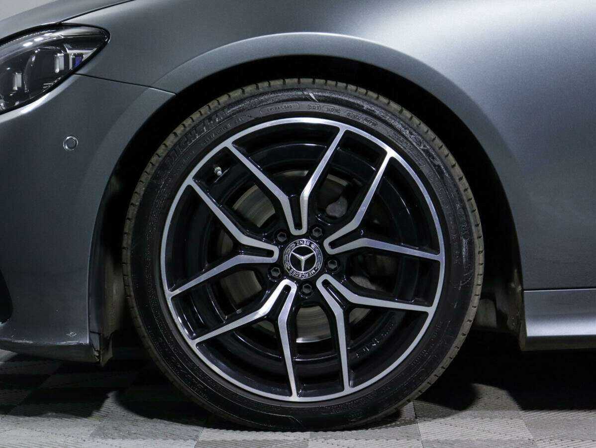 Mercedes-Benz E-Класс 2021 года с пробегом. Фото: #9