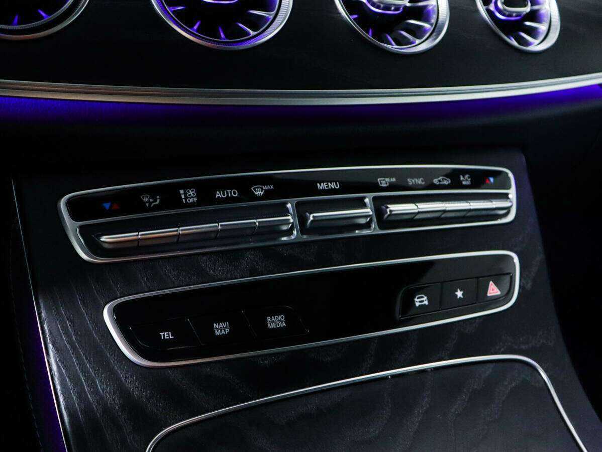 Mercedes-Benz E-Класс 2021 года с пробегом. Фото: #14