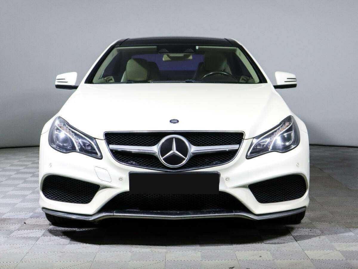 Mercedes-Benz E-Класс 2013 года с пробегом. Фото: #1