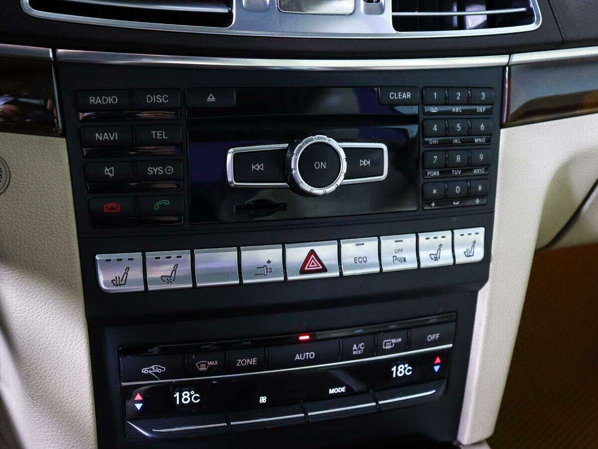 Mercedes-Benz E-Класс 2013 года с пробегом. Фото: #13