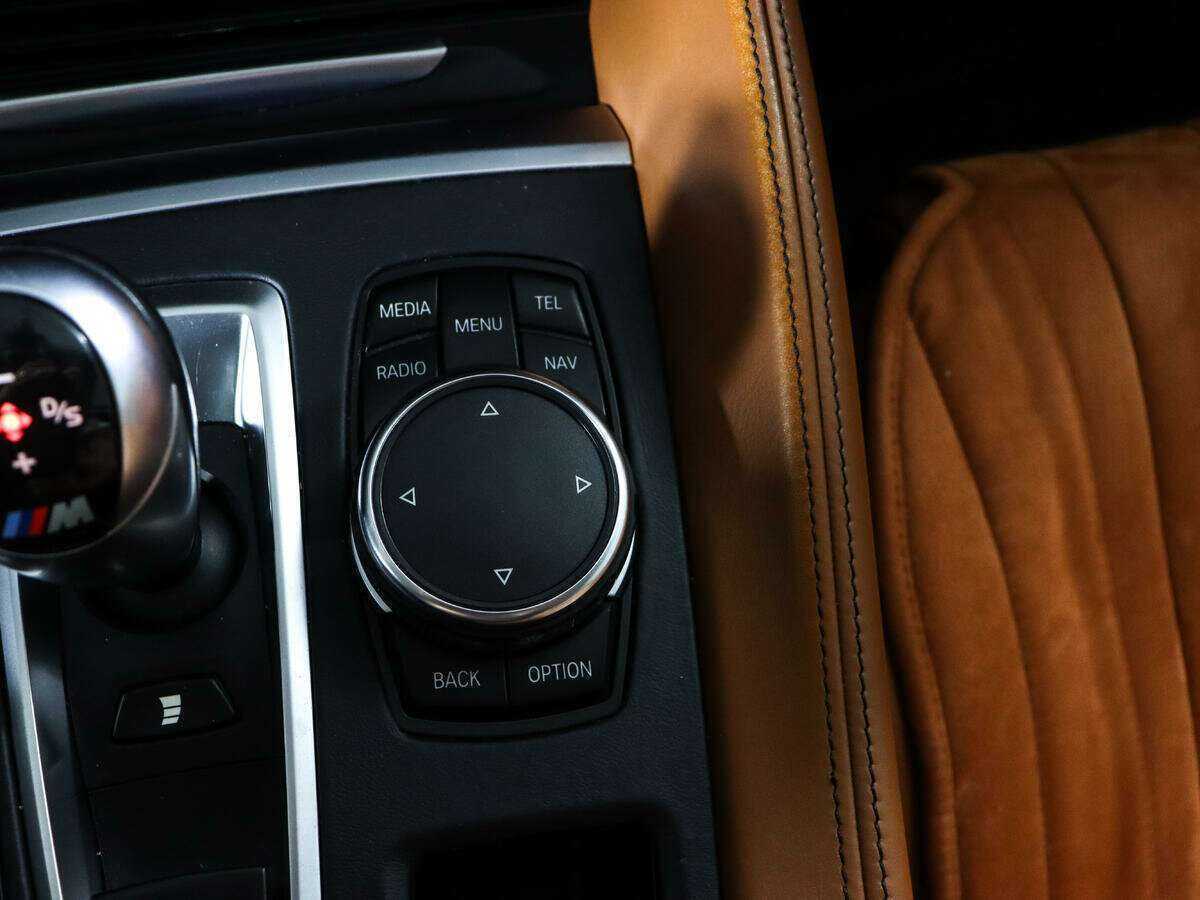 BMW X5 M 2015 года с пробегом. Фото: #10