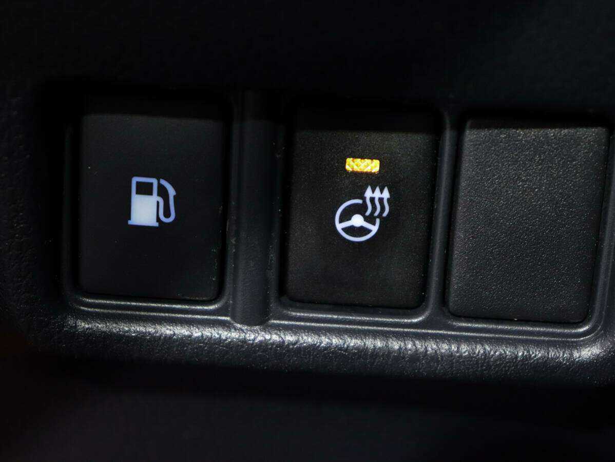 Toyota C-HR 2019 года с пробегом. Фото: #16