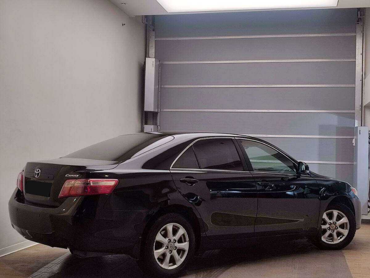Toyota Camry 2010 года с пробегом. Фото: #3