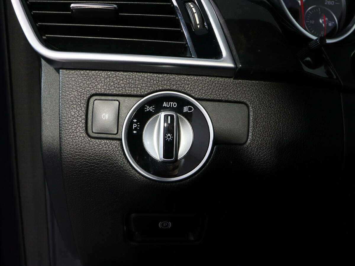 Mercedes-Benz GLE 2015 года с пробегом. Фото: #15