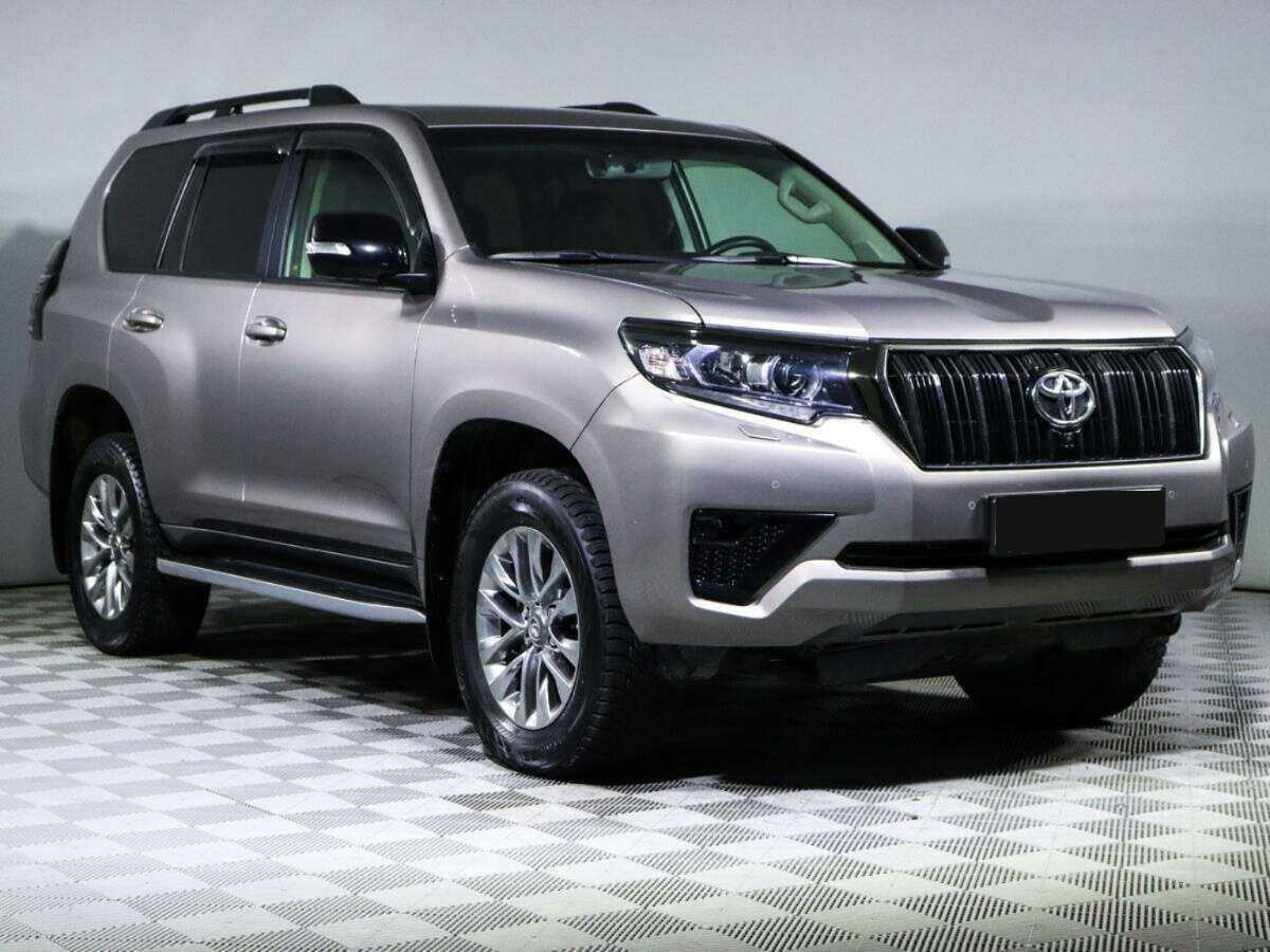 Toyota Land Cruiser Prado 2020 года с пробегом. Фото: #1