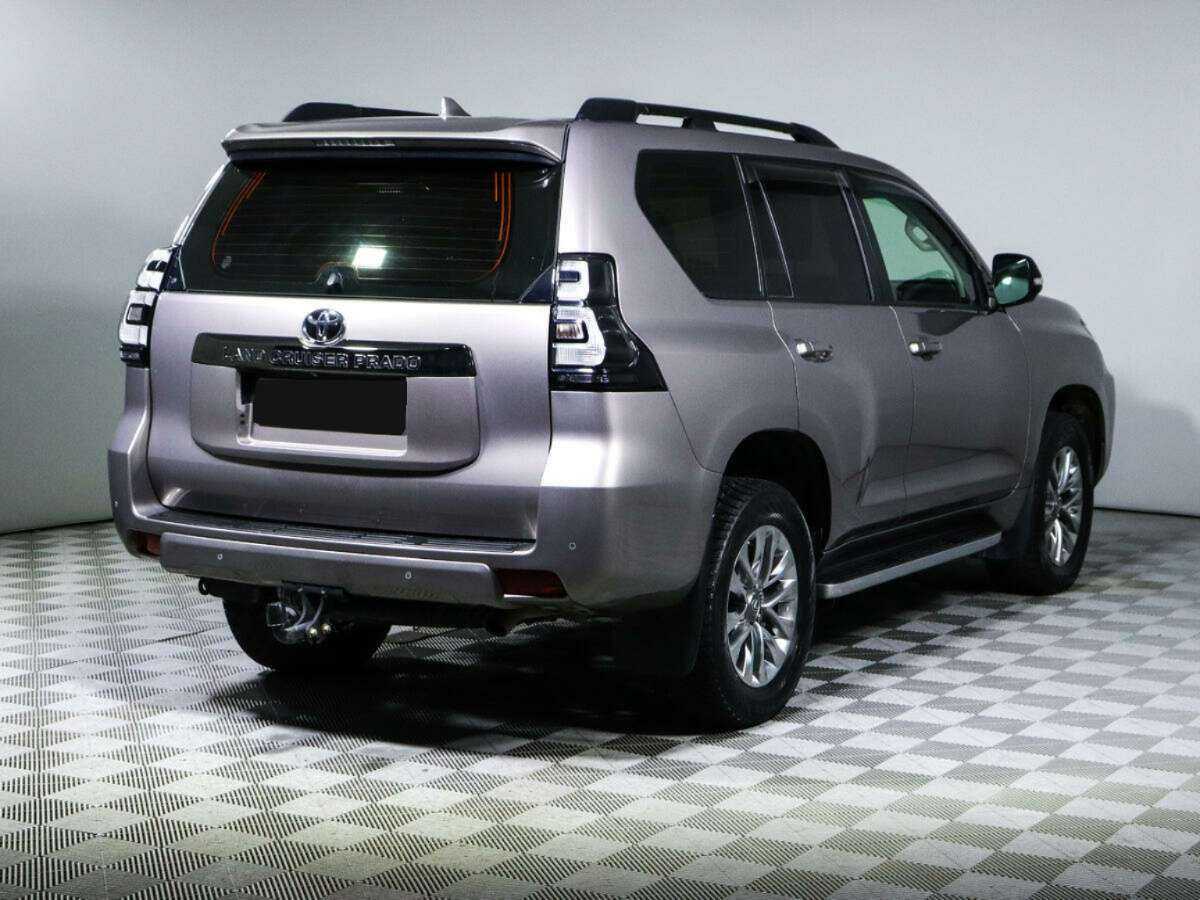 Toyota Land Cruiser Prado 2020 года с пробегом. Фото: #2