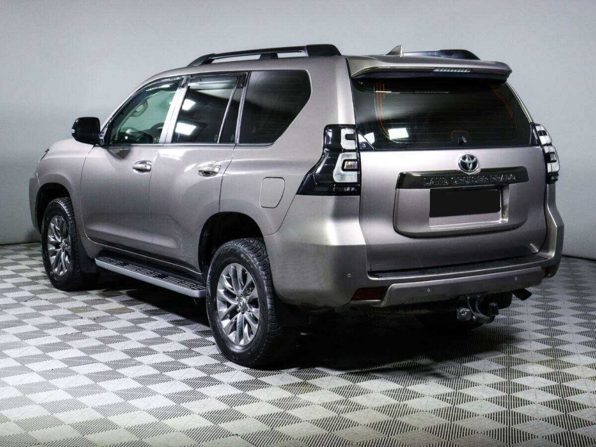 Toyota Land Cruiser Prado 2020 года с пробегом. Фото: #4
