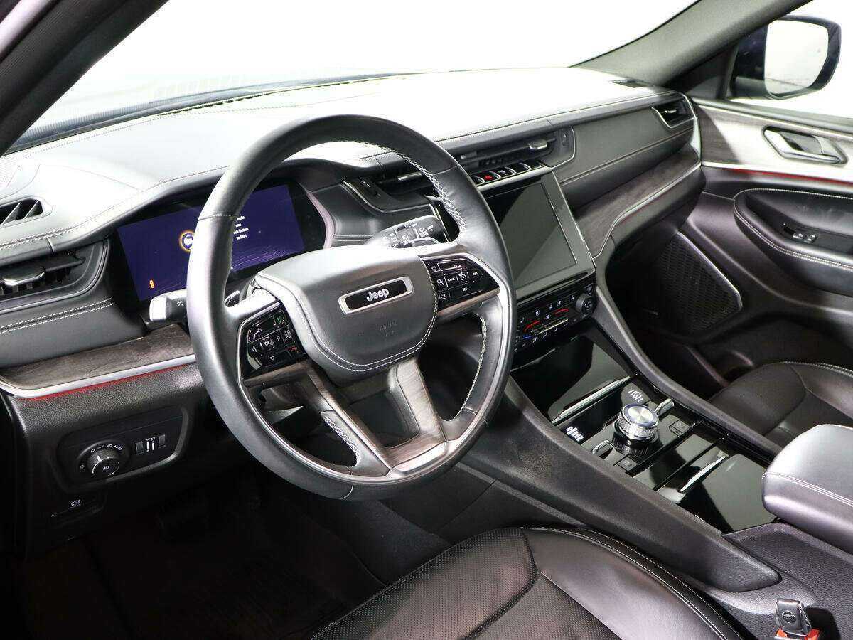 Jeep Grand Cherokee 2022 года с пробегом. Фото: #10