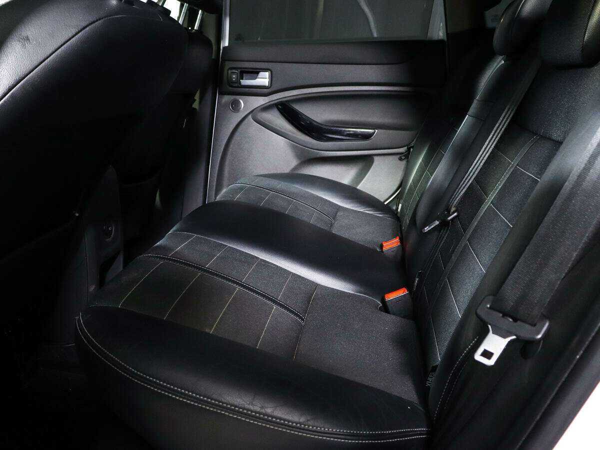 Б/У Форд Куга 2012 года. Фото: #7