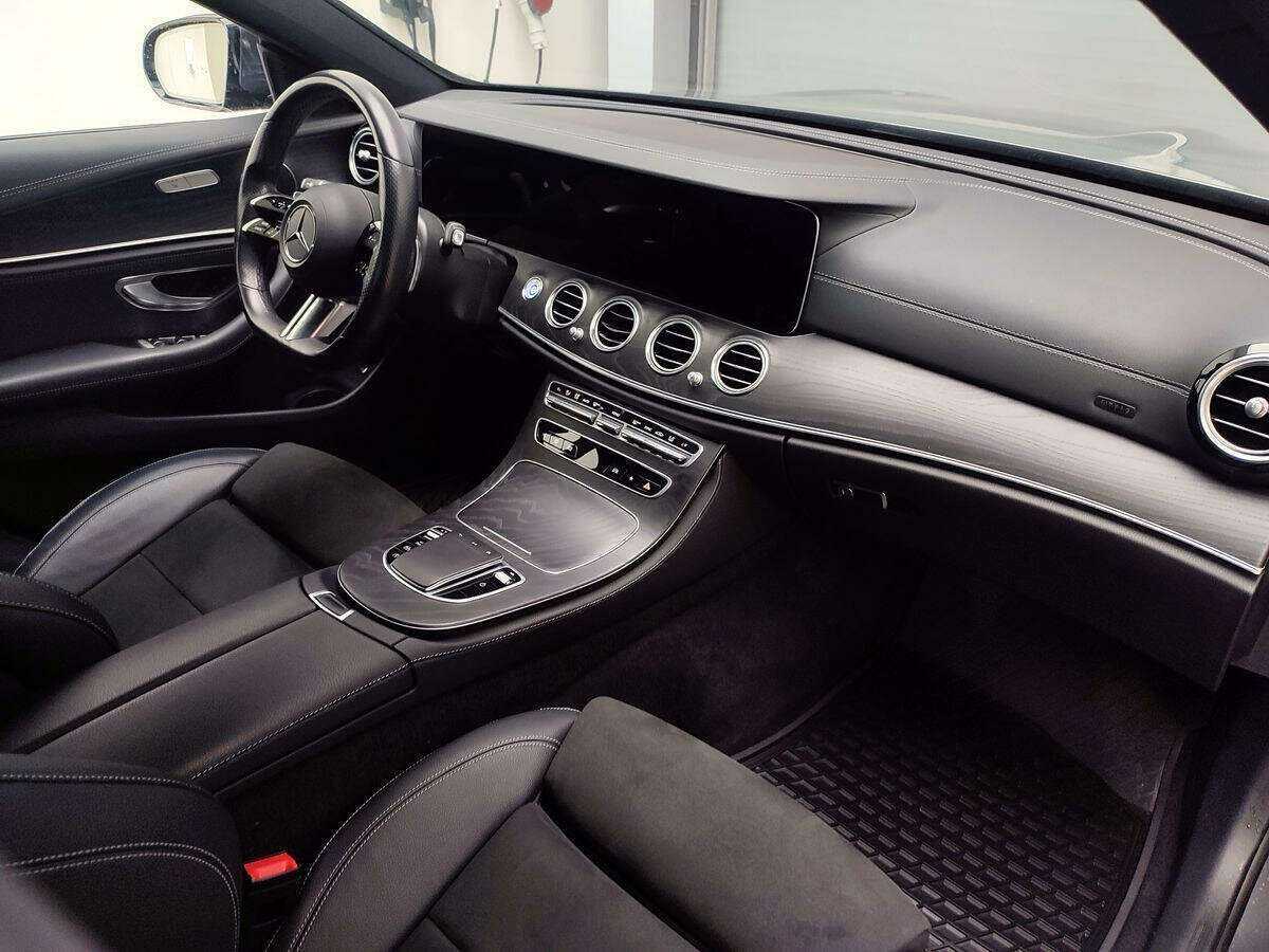 Mercedes-Benz E-Класс 2020 года с пробегом. Фото: #5