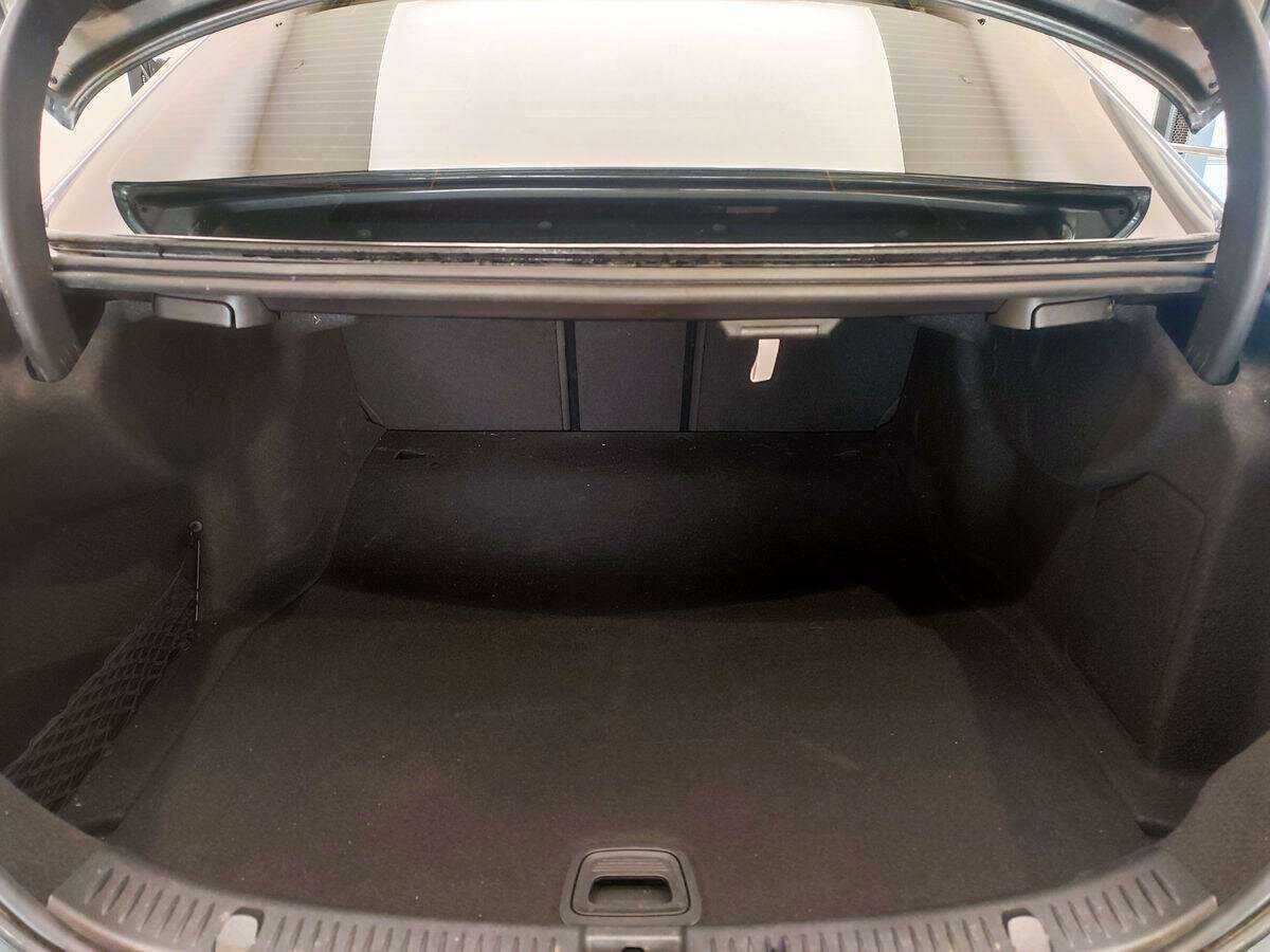 Mercedes-Benz E-Класс 2020 года с пробегом. Фото: #8