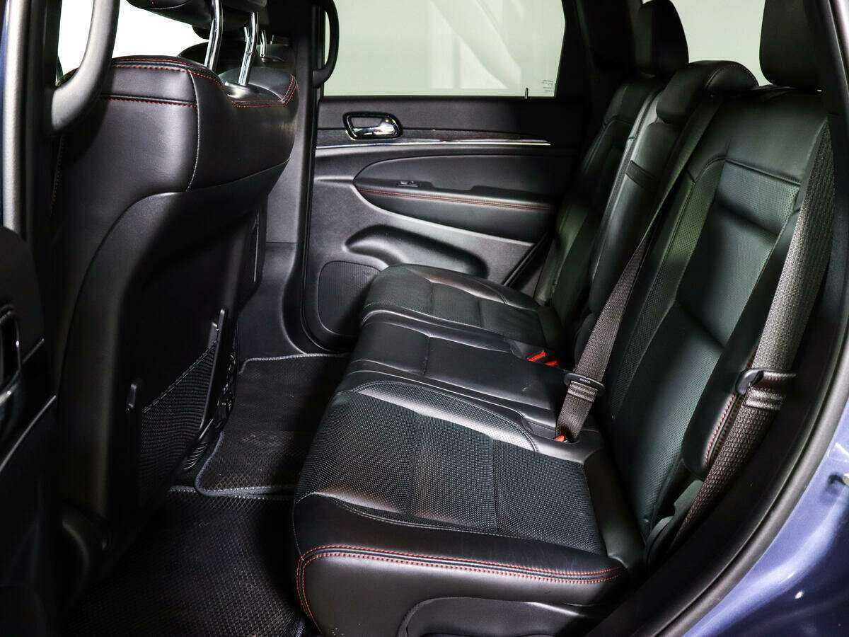 Jeep Grand Cherokee 2021 года с пробегом. Фото: #9