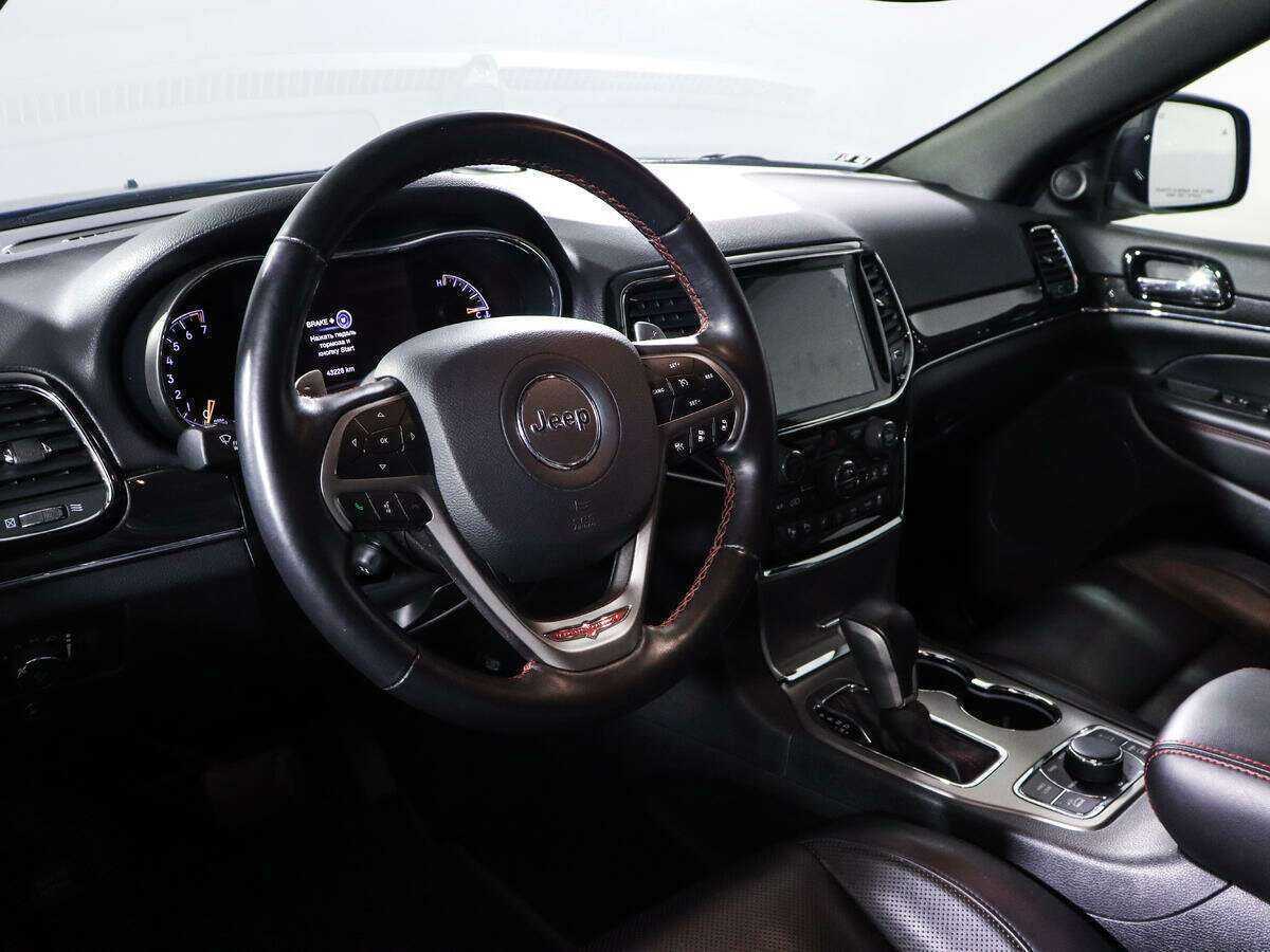 Jeep Grand Cherokee 2021 года с пробегом. Фото: #14