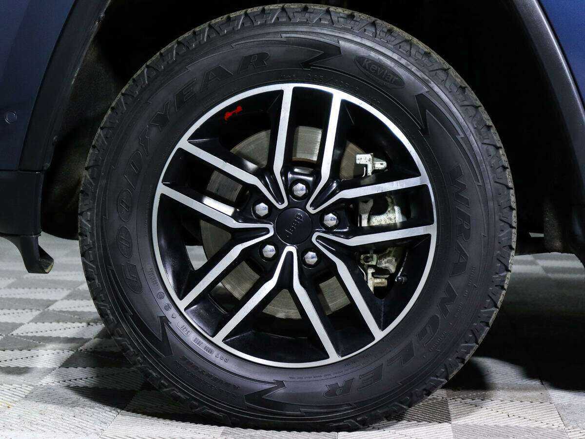 Jeep Grand Cherokee 2021 года с пробегом. Фото: #23