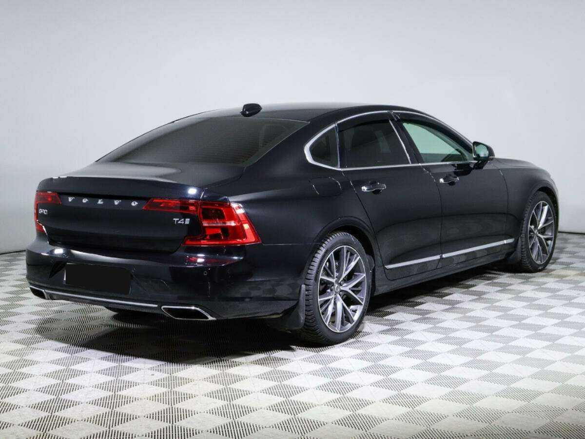 Volvo S90 2020 года с пробегом. Фото: #3