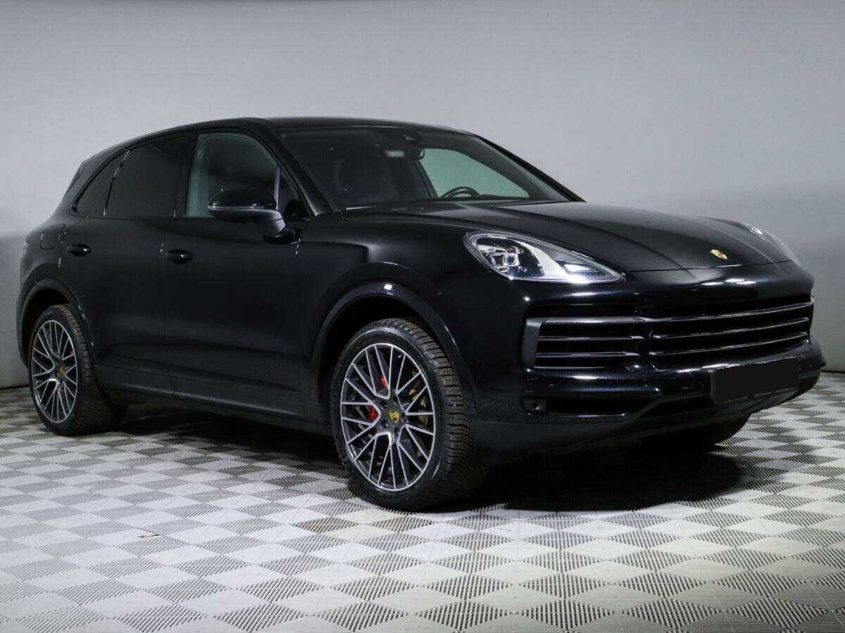 Porsche Cayenne 2019 года с пробегом. Фото: #2