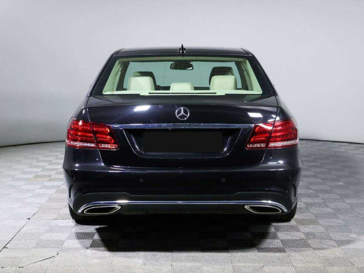 Mercedes-Benz E-Класс 2015 года с пробегом. Фото: #4