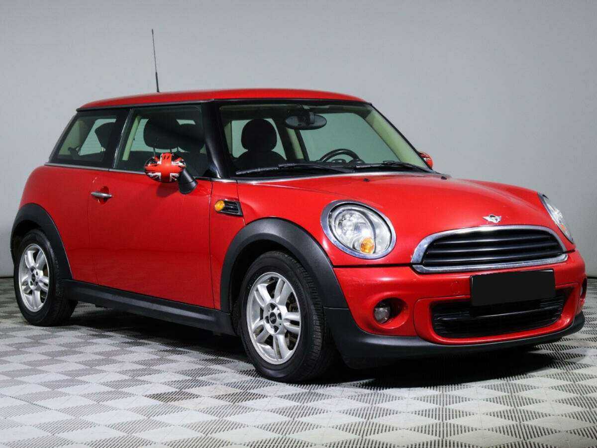 Mini Hatch 2012 года с пробегом. Фото: #2