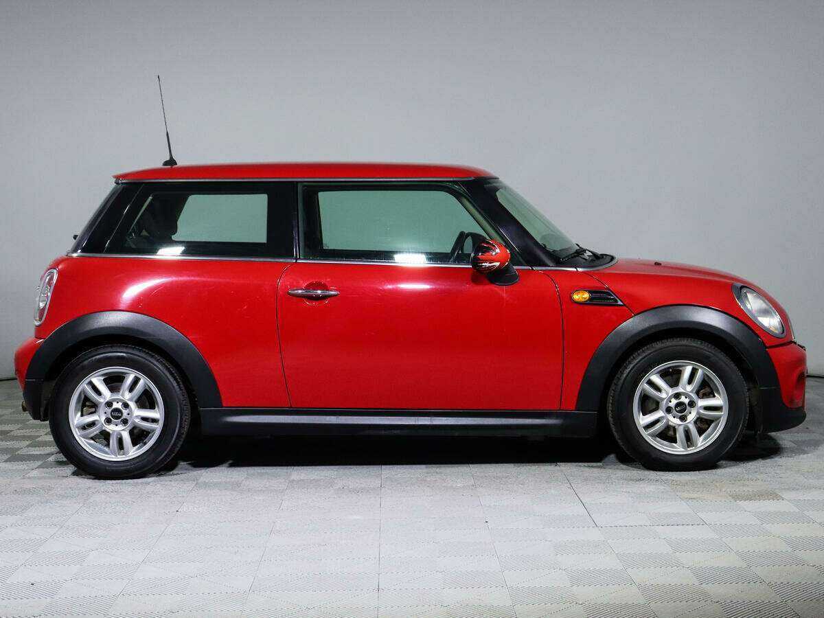 Mini Hatch 2012 года с пробегом. Фото: #3