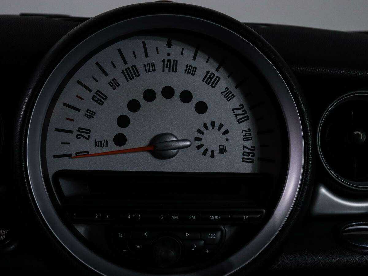 Mini Hatch 2012 года с пробегом. Фото: #11