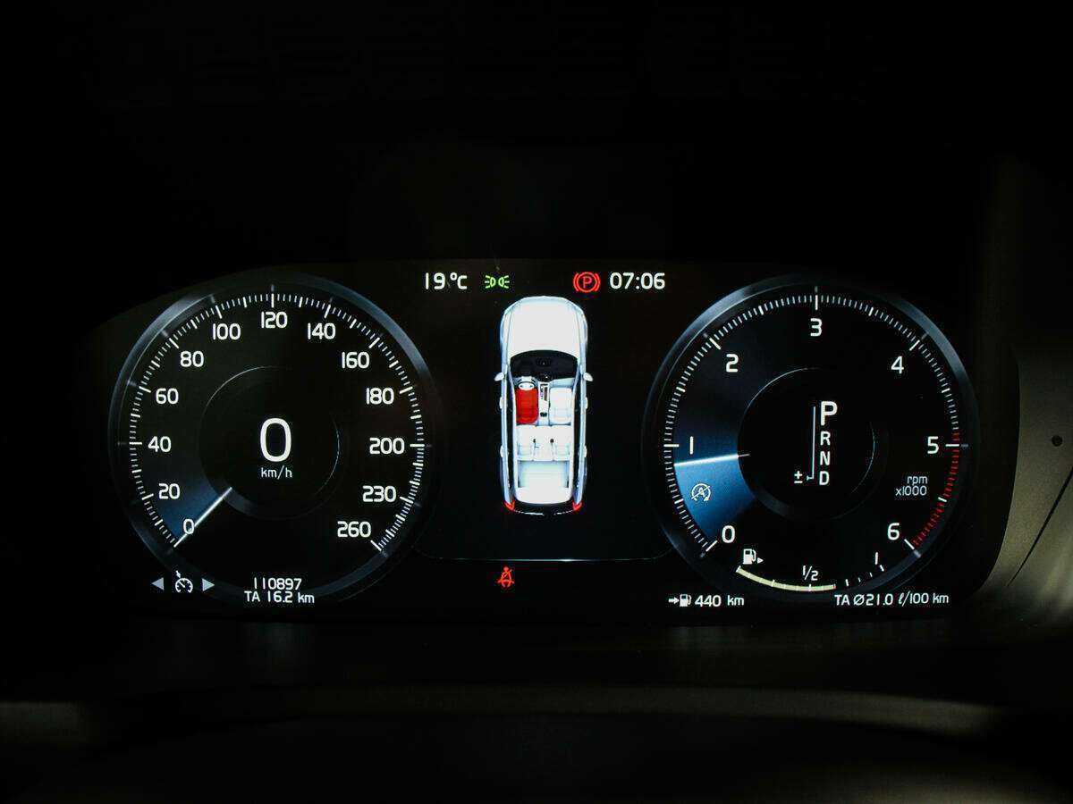 Volvo XC90 2015 года с пробегом. Фото: #8