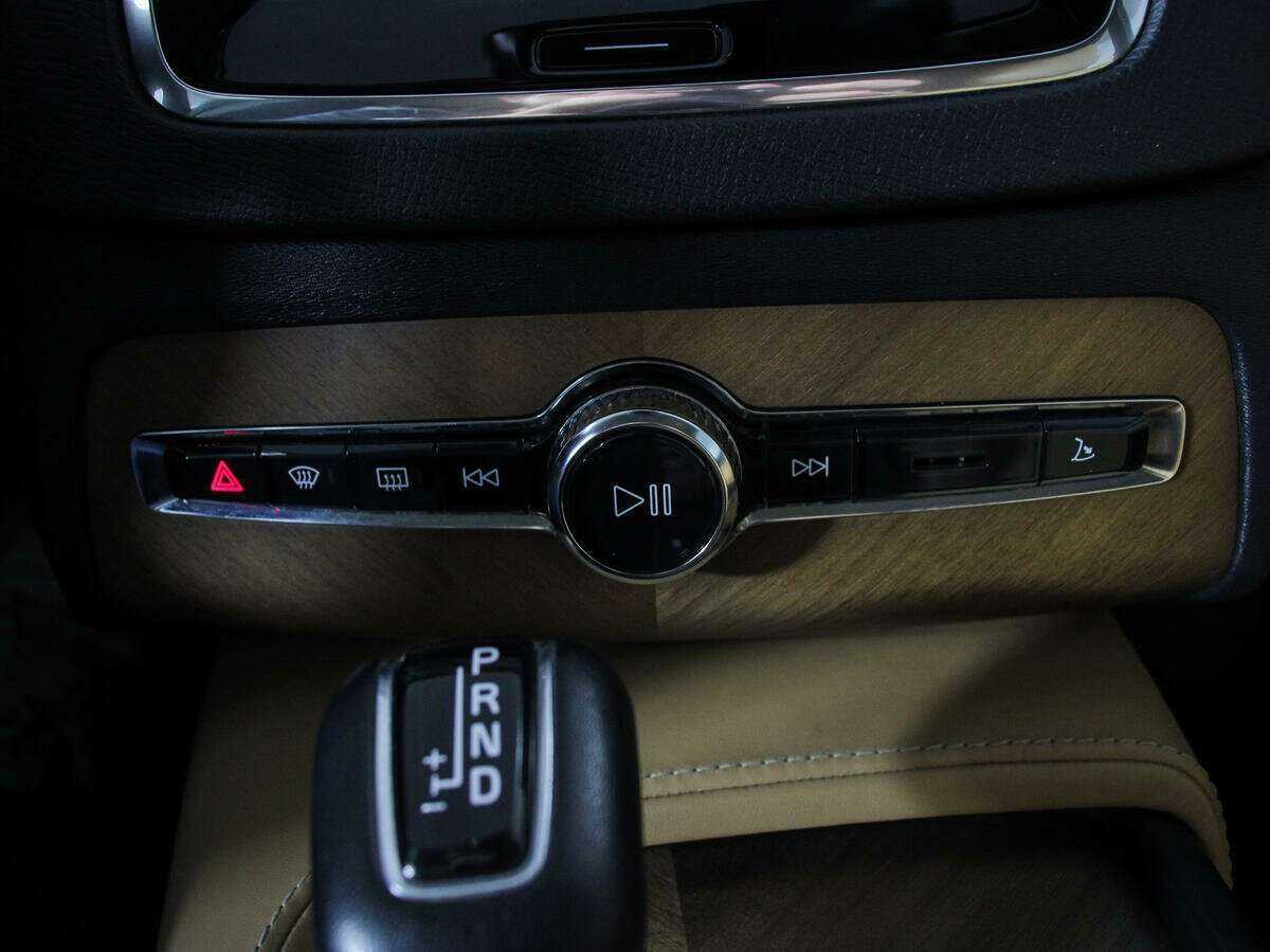 Volvo XC90 2015 года с пробегом. Фото: #16