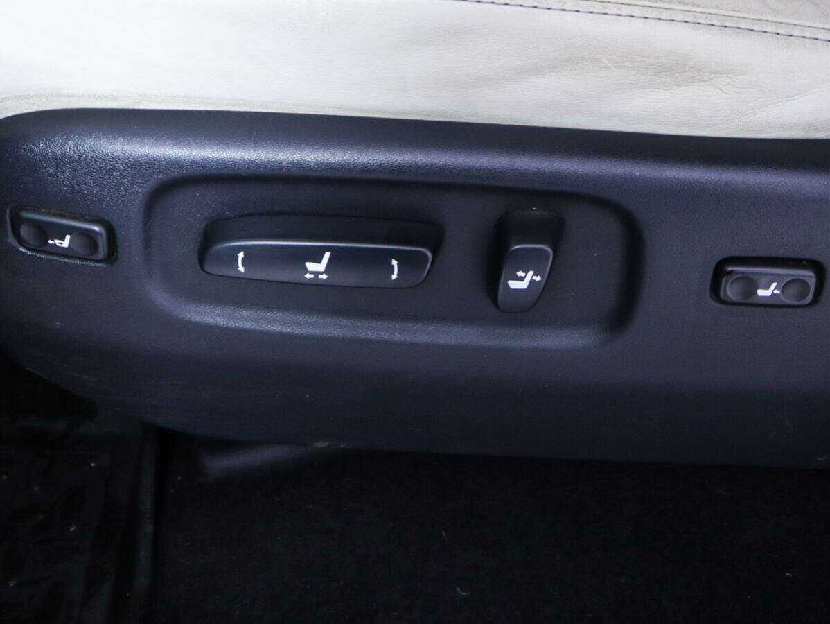 Toyota Land Cruiser 2008 года с пробегом. Фото: #16