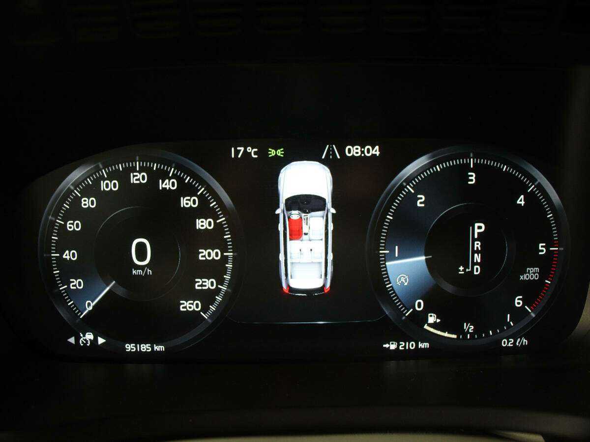 Volvo XC90 2015 года с пробегом. Фото: #7