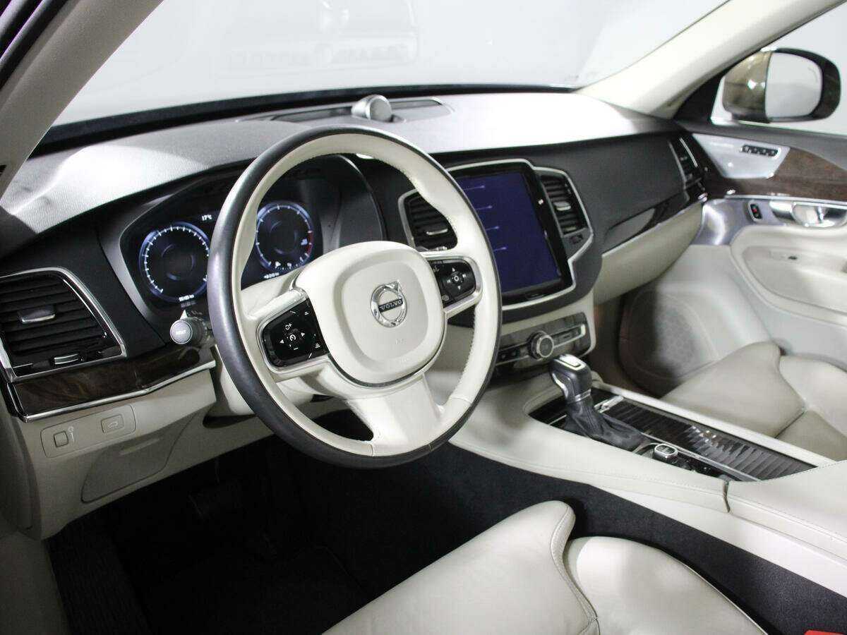 Volvo XC90 2015 года с пробегом. Фото: #8