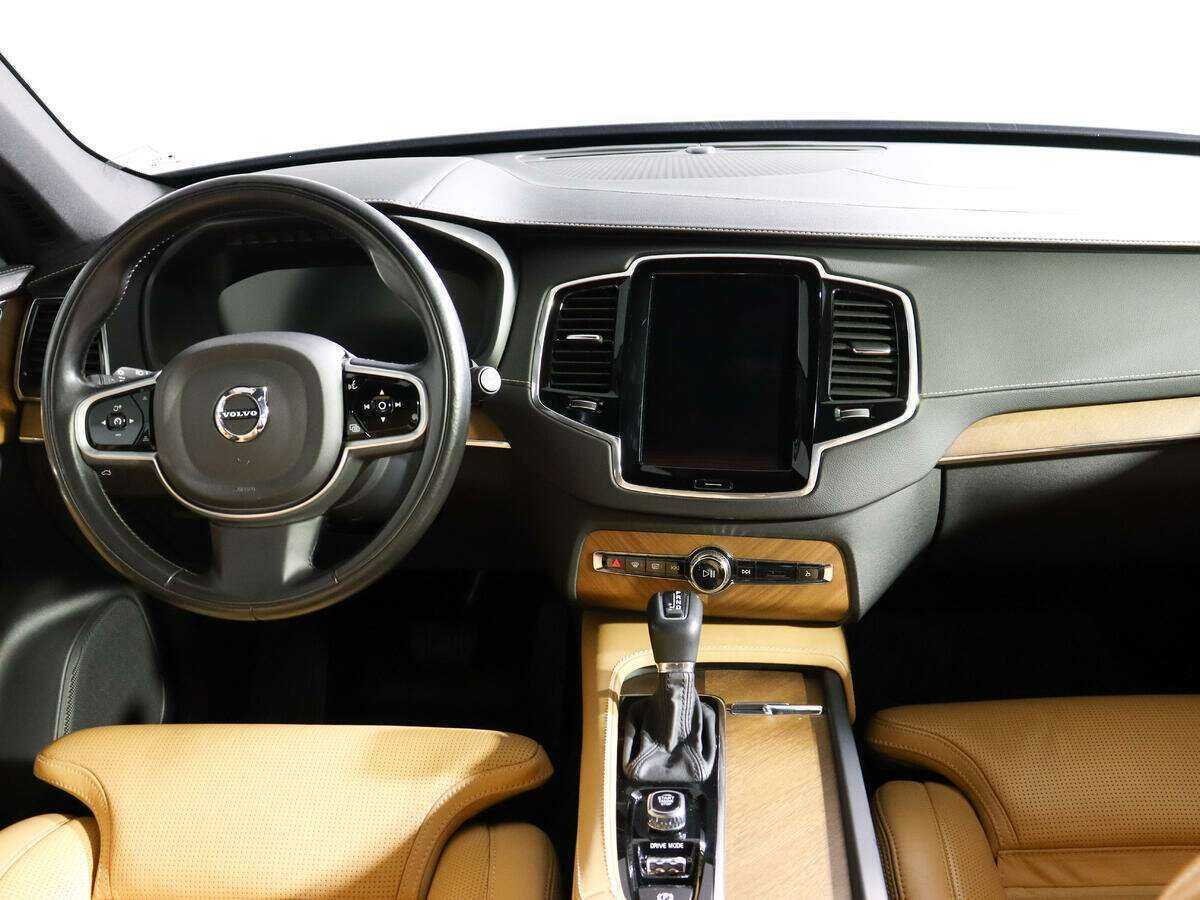 Volvo XC90 2017 года с пробегом. Фото: #10