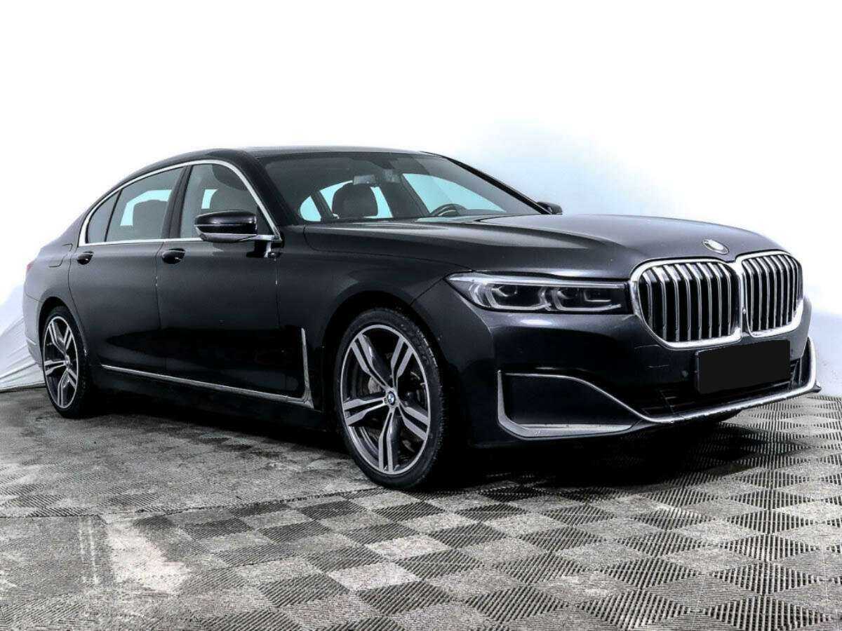 BMW 7 серии 2019 года с пробегом. Фото: #2