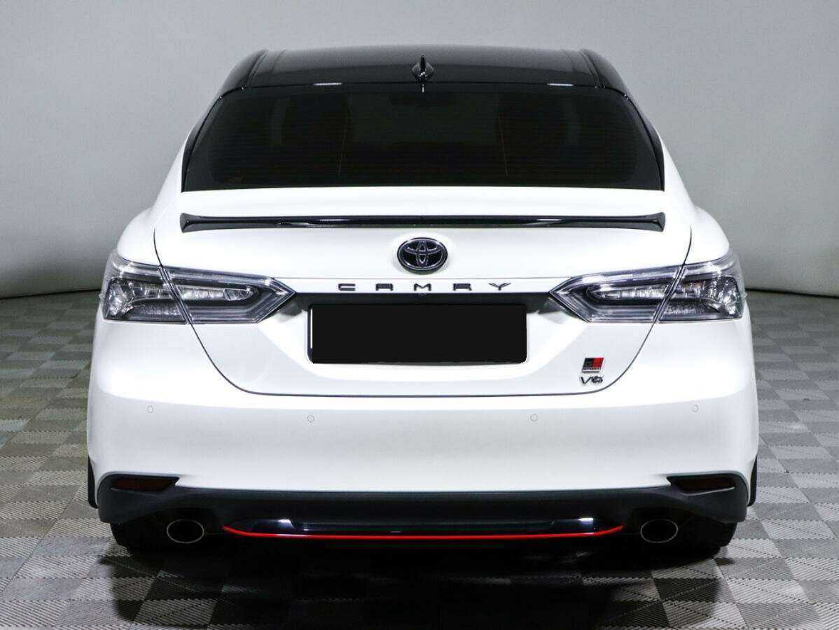 Toyota Camry 2021 года с пробегом. Фото: #4