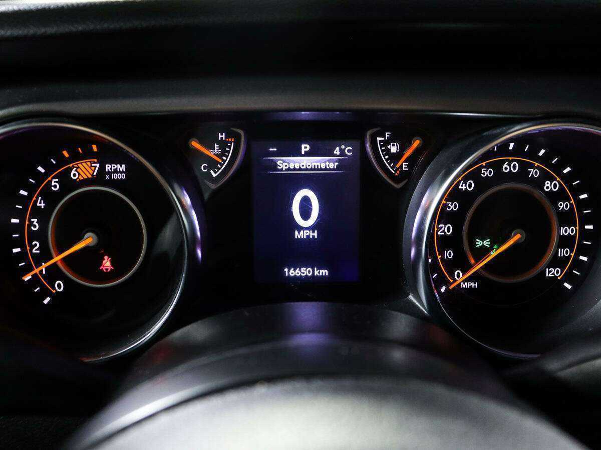 Jeep Wrangler 2021 года с пробегом. Фото: #9