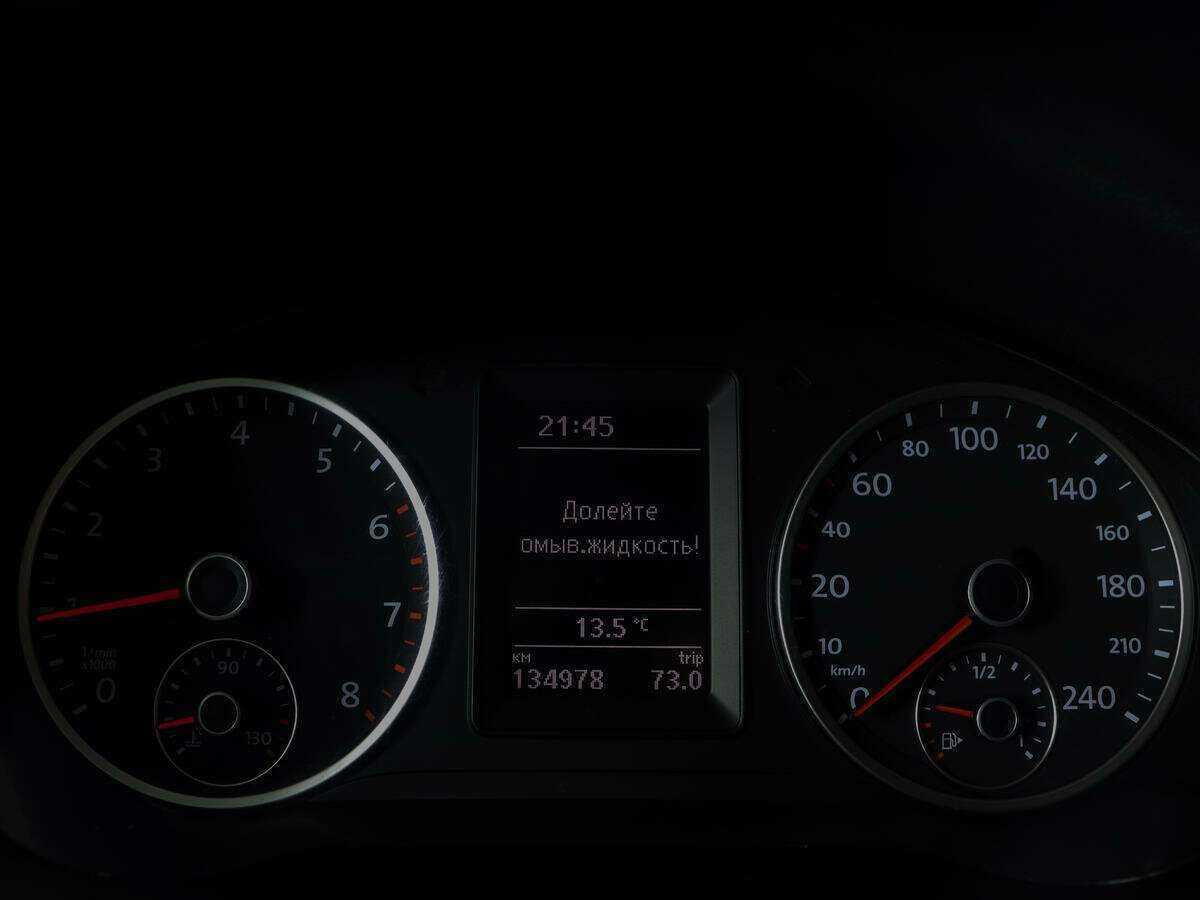 Volkswagen Tiguan 2011 года с пробегом. Фото: #10