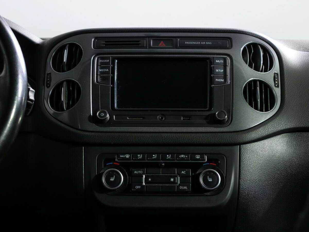 Volkswagen Tiguan 2011 года с пробегом. Фото: #12