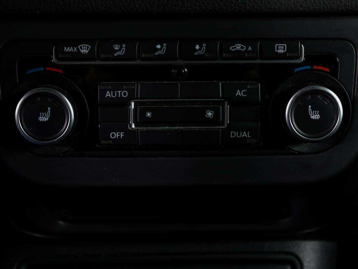 Volkswagen Tiguan 2011 года с пробегом. Фото: #16