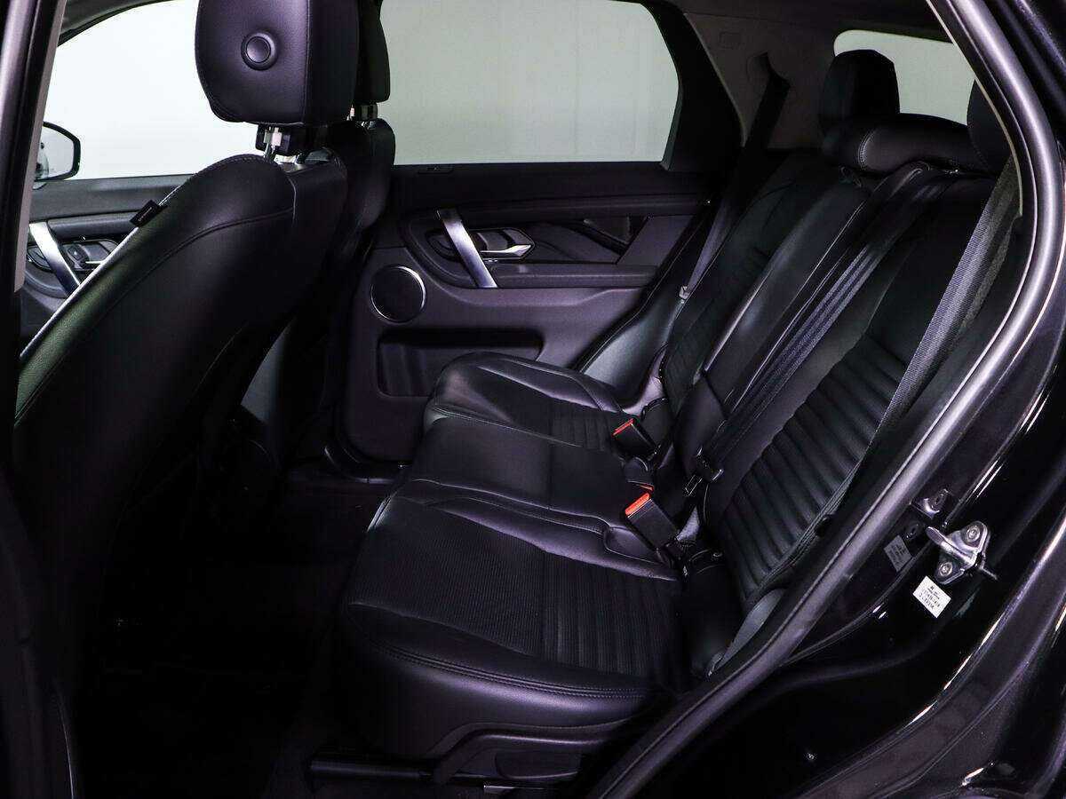 Land Rover Discovery Sport 2021 года с пробегом. Фото: #8