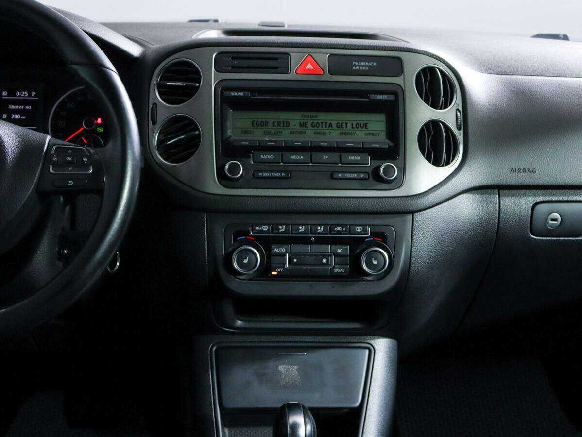 Volkswagen Tiguan 2011 года с пробегом. Фото: #11