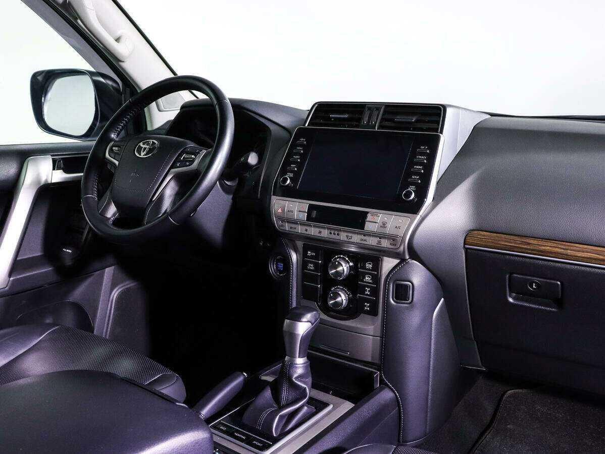 Toyota Land Cruiser Prado 2022 года с пробегом. Фото: #5