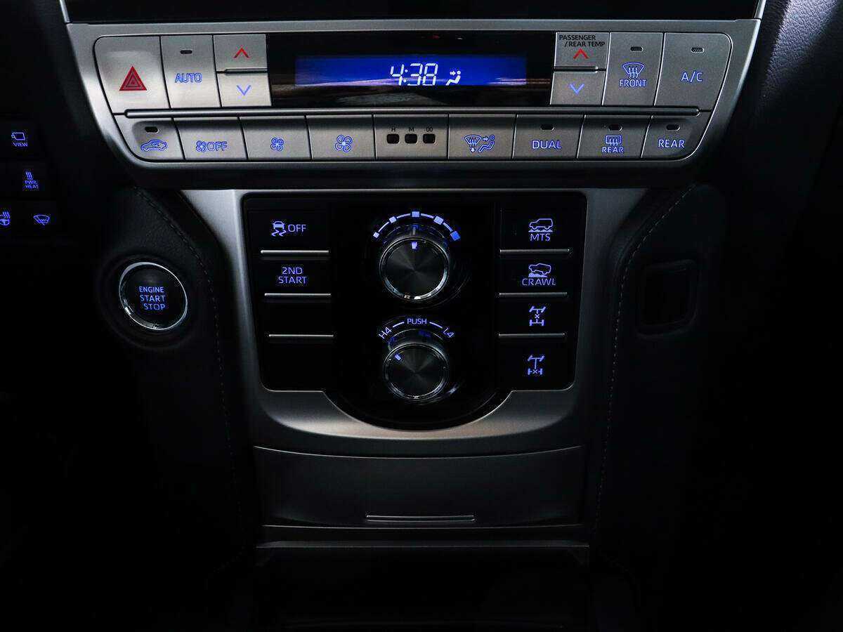 Toyota Land Cruiser Prado 2022 года с пробегом. Фото: #14