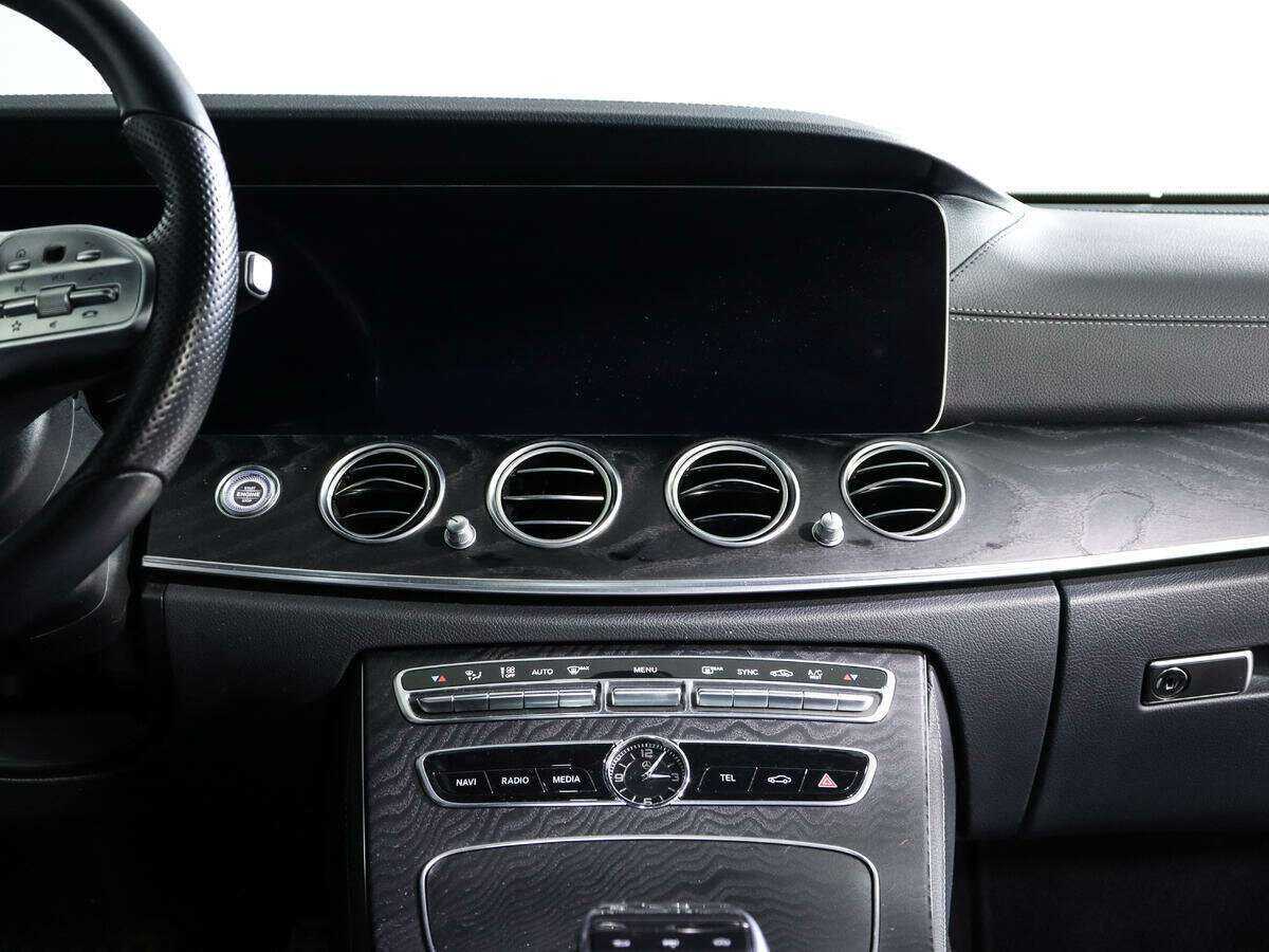 Mercedes-Benz E-Класс 2018 года с пробегом. Фото: #11