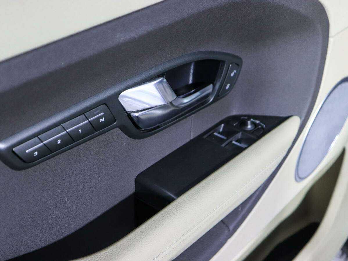 Land Rover Range Rover Evoque 2012 года с пробегом. Фото: #18