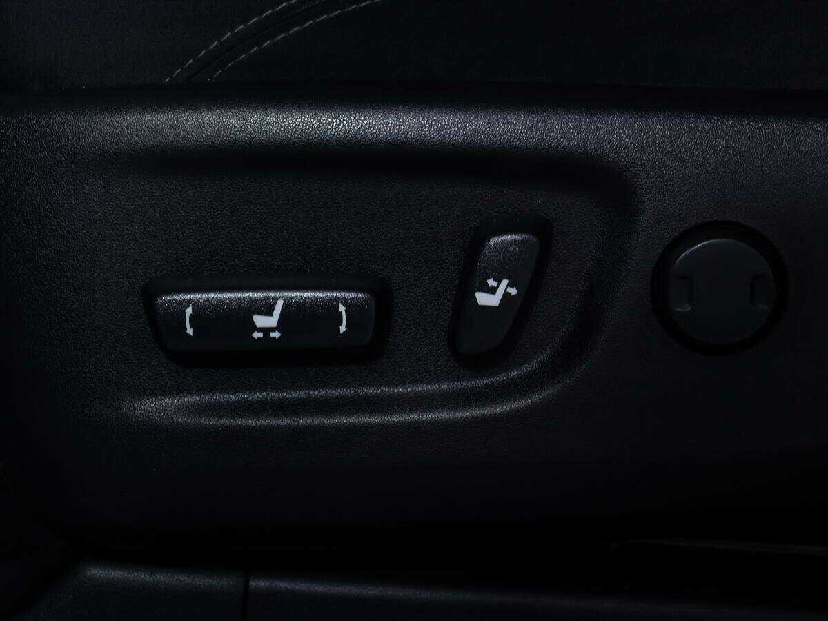 Toyota Land Cruiser Prado 2019 года с пробегом. Фото: #16