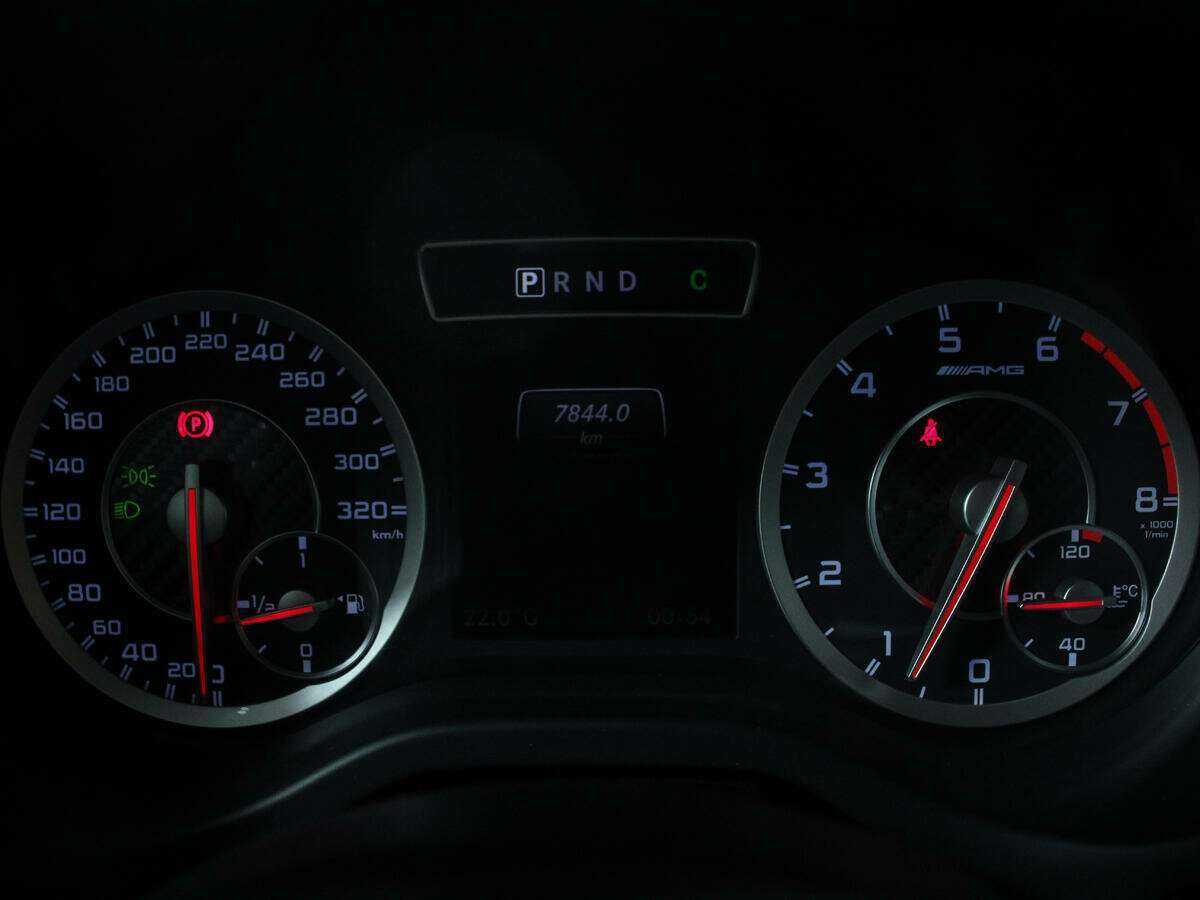 Mercedes-Benz A-Класс AMG 2015 года с пробегом. Фото: #8