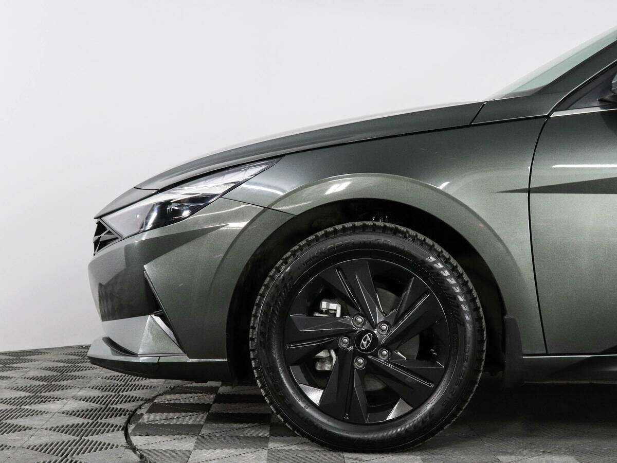 Hyundai Elantra 2022 года с пробегом. Фото: #8