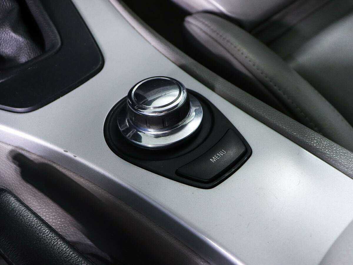 BMW 3 серии 2008 года с пробегом. Фото: #17