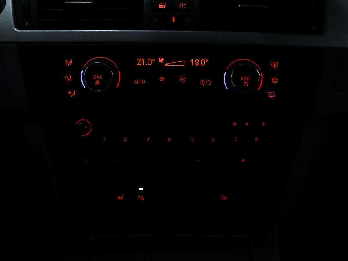 BMW 3 серии 2008 года с пробегом. Фото: #24