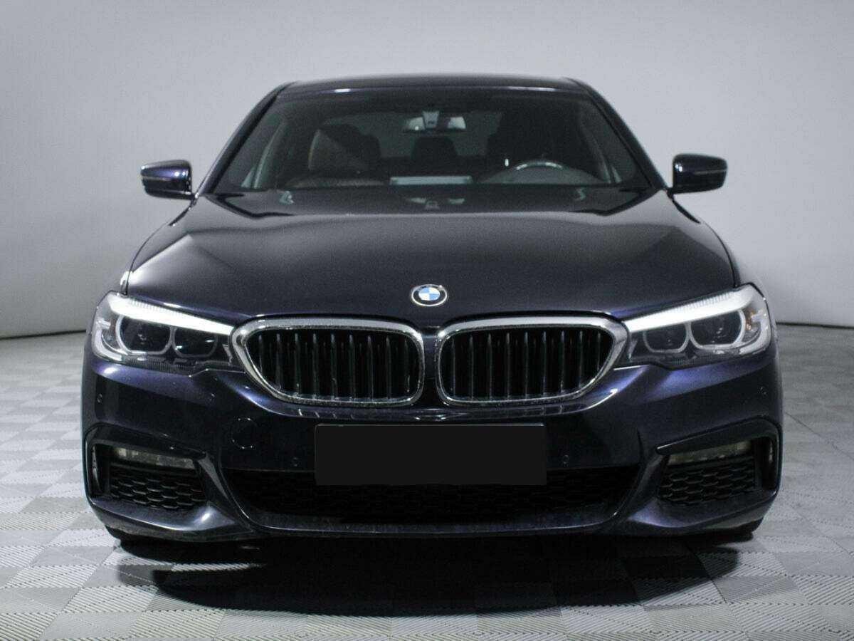 BMW 5 серии 2017 года с пробегом. Фото: #1