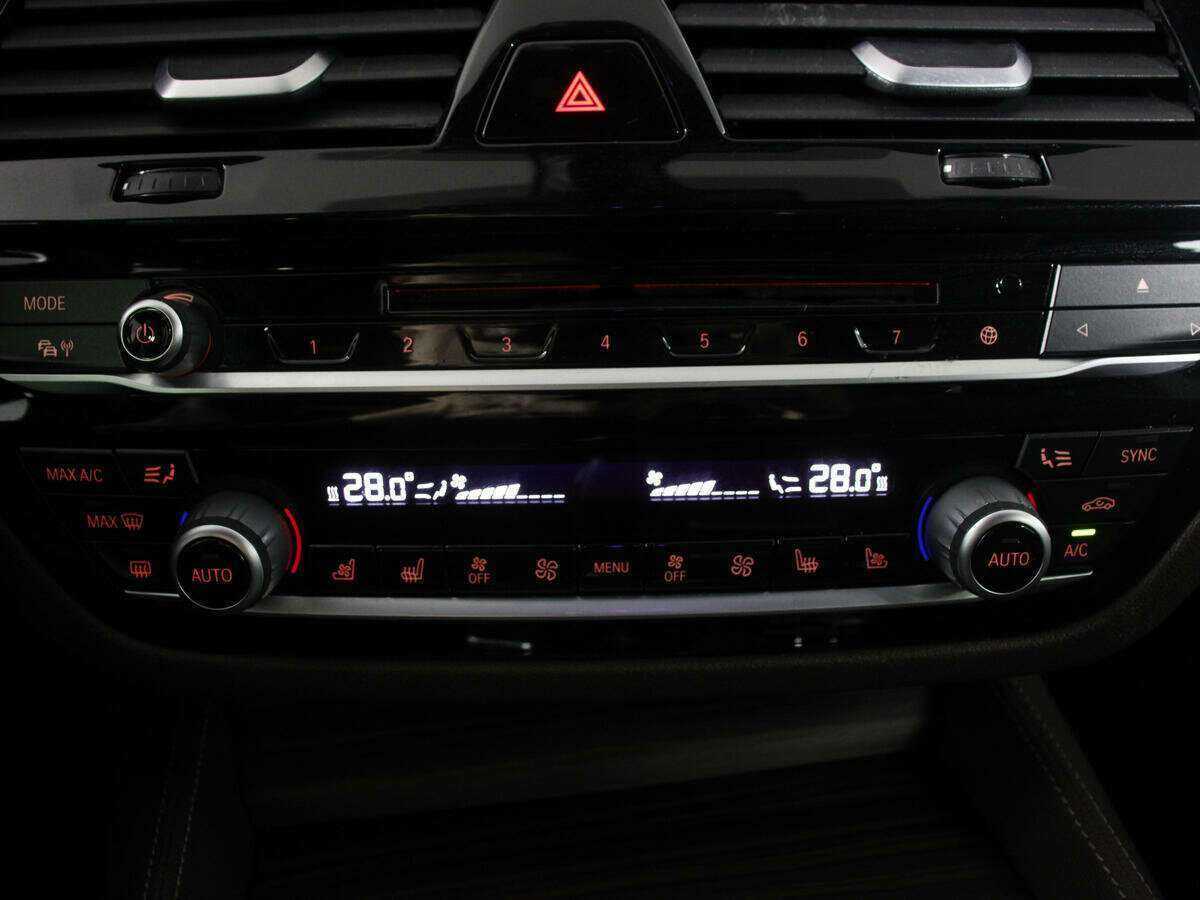 BMW 5 серии 2017 года с пробегом. Фото: #20