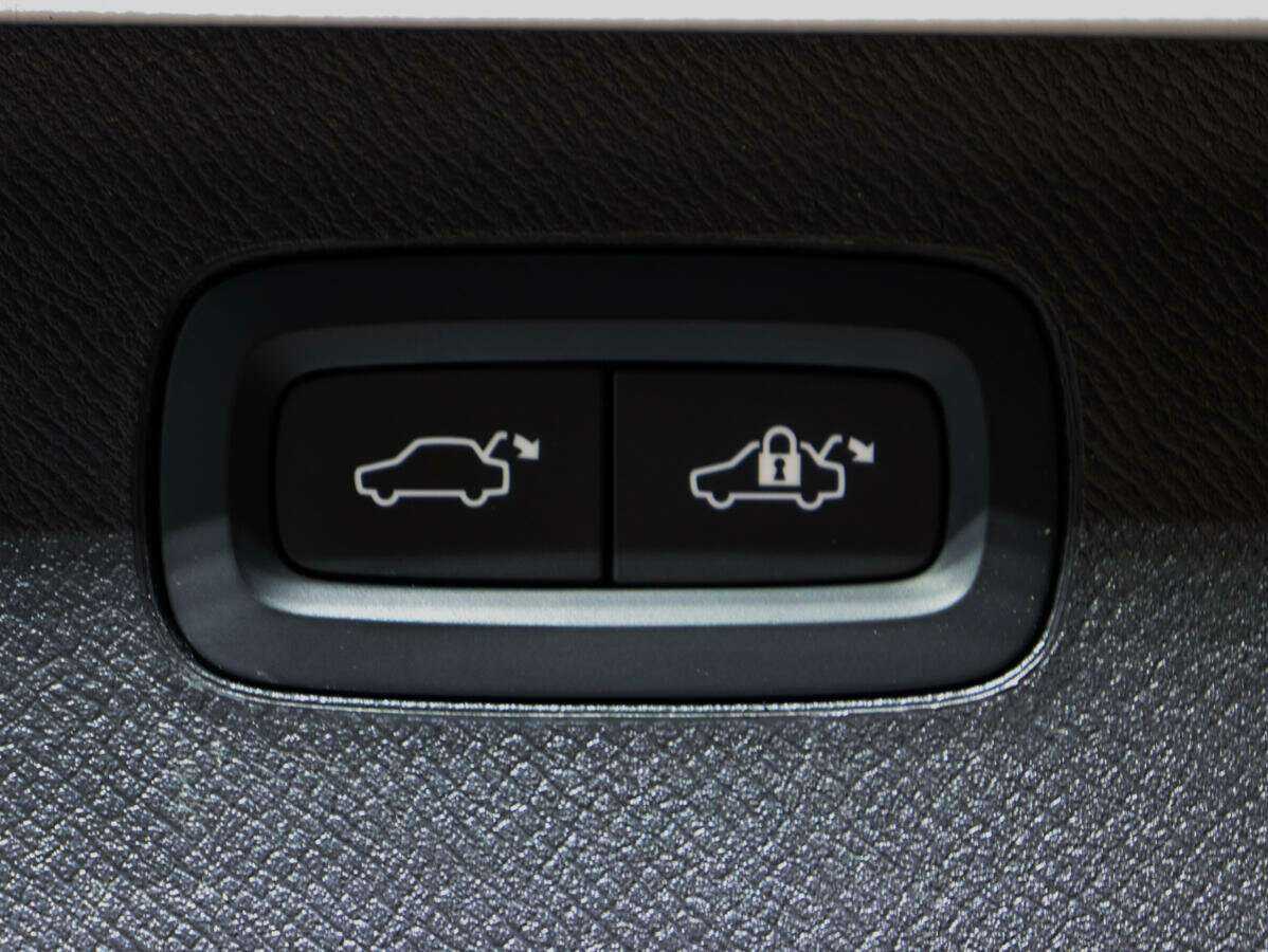 Volvo XC90 2021 года с пробегом. Фото: #16